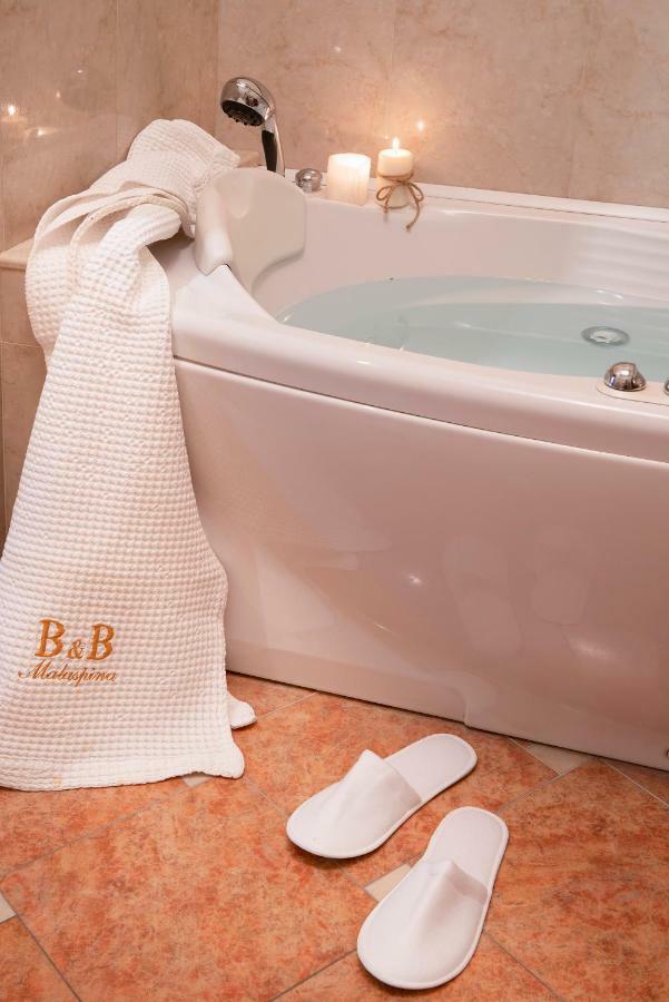 Palazzo Malaspina Bed & Breakfast
